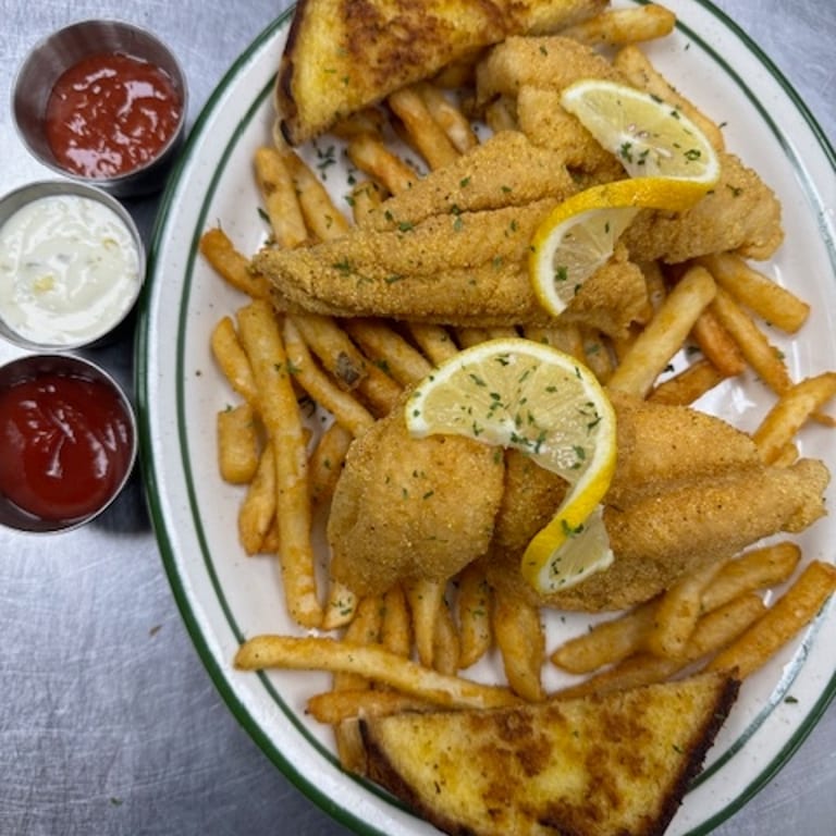 Fresh Seafood Delights: Southern and American Flavors